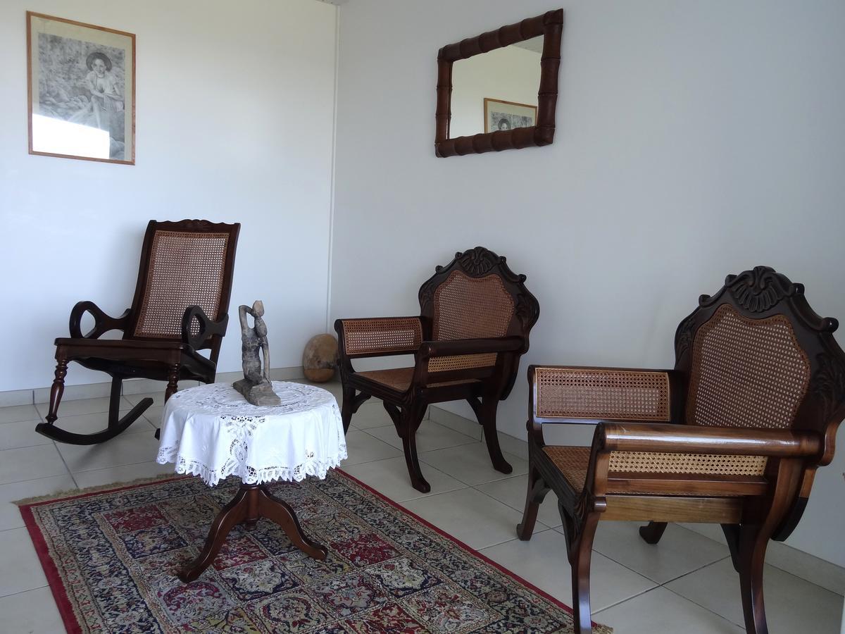 Bed & Breakfast 6 Suites Piscine Et Plage Pointe Faula Le Vauclin Esterno foto