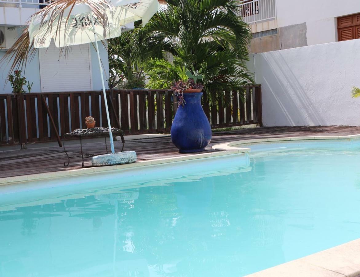 Bed & Breakfast 6 Suites Piscine Et Plage Pointe Faula Le Vauclin Esterno foto